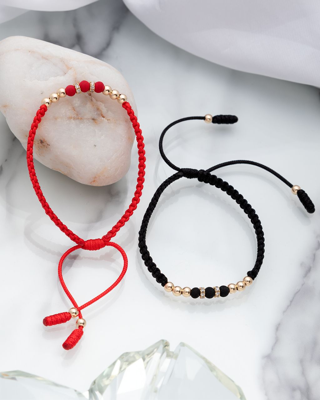 Manillas de pareja con balines lisos de 4mm de Oro Laminado 18K.