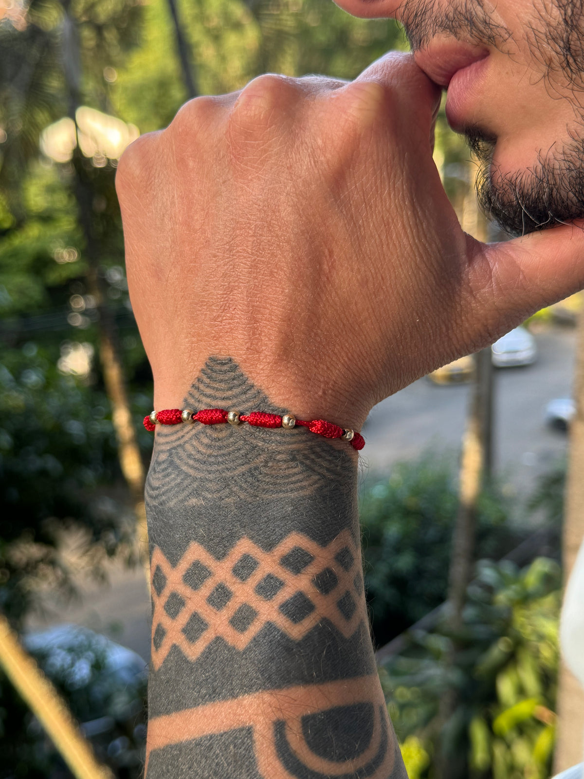 Manilla Tejida 7 Nudos Balín 4mm Oro Laminado 18k | OM JOYERÍA