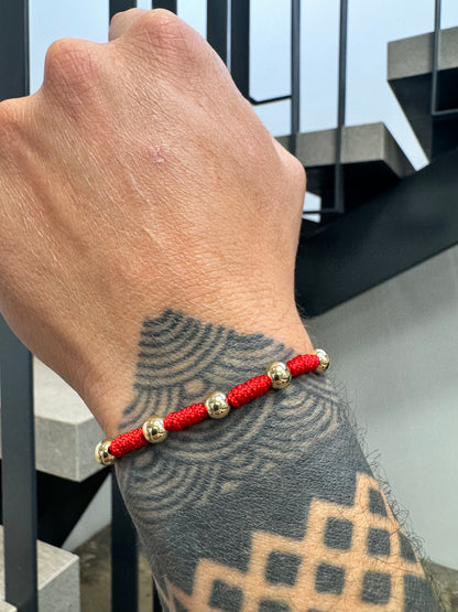 Manilla Tejida 7 Nudos Balín 6mm Oro Laminado 18k | OM JOYERÍA