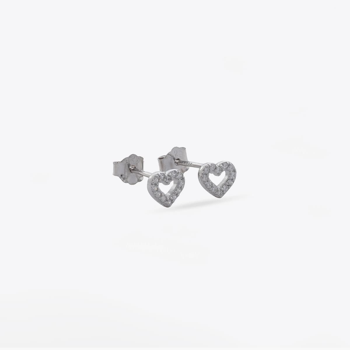 Aretes Topos Aira Heart 5x4 mm Plata Ley 925 fondo blanco