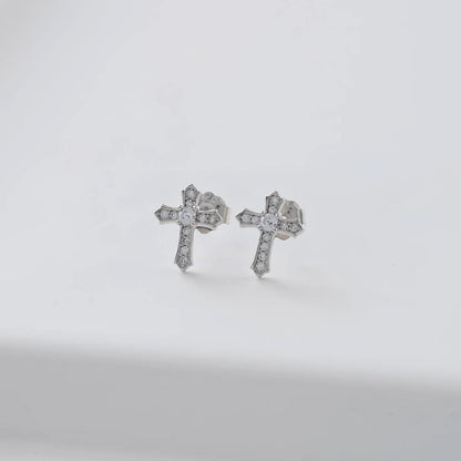 Aretes Topos Cruz Destello 8.8 mm Plata Ley 925 lifestyle fondo gris