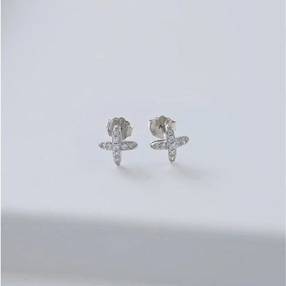Aretes Topos Cruz Shine 6.7 mm Plata Ley 925 fondo gris unisex