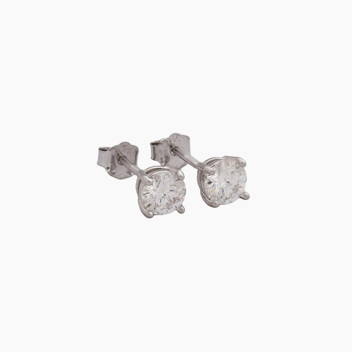 Aretes Topos Crystal Bold 5 mm Plata Ley 925 fondo blanco