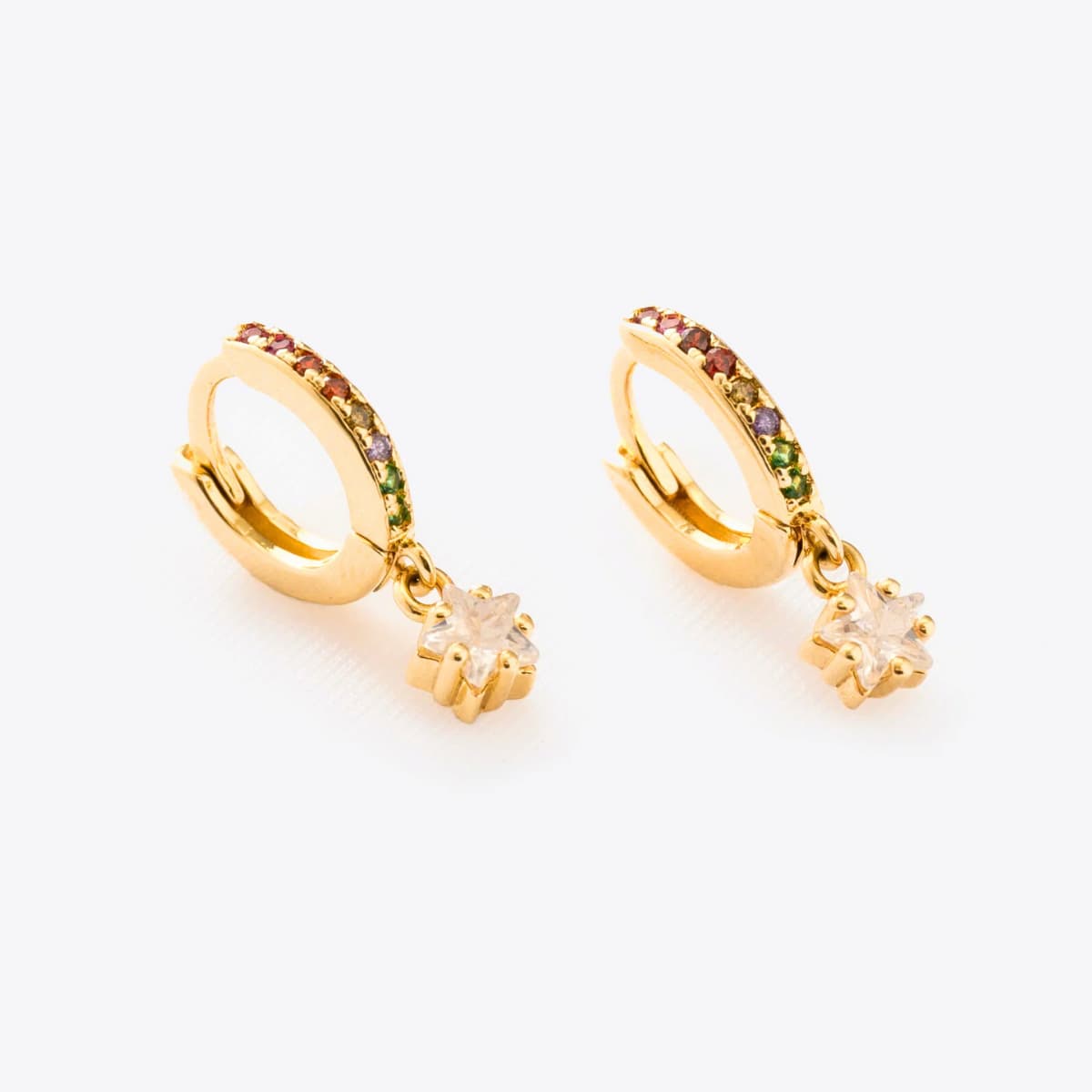 Aretes Candongas Rainbow Star – Oro Laminado 18K | OM JOYERÍA