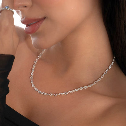 Cadena Gucci Plata Ley 925 mujer puesta