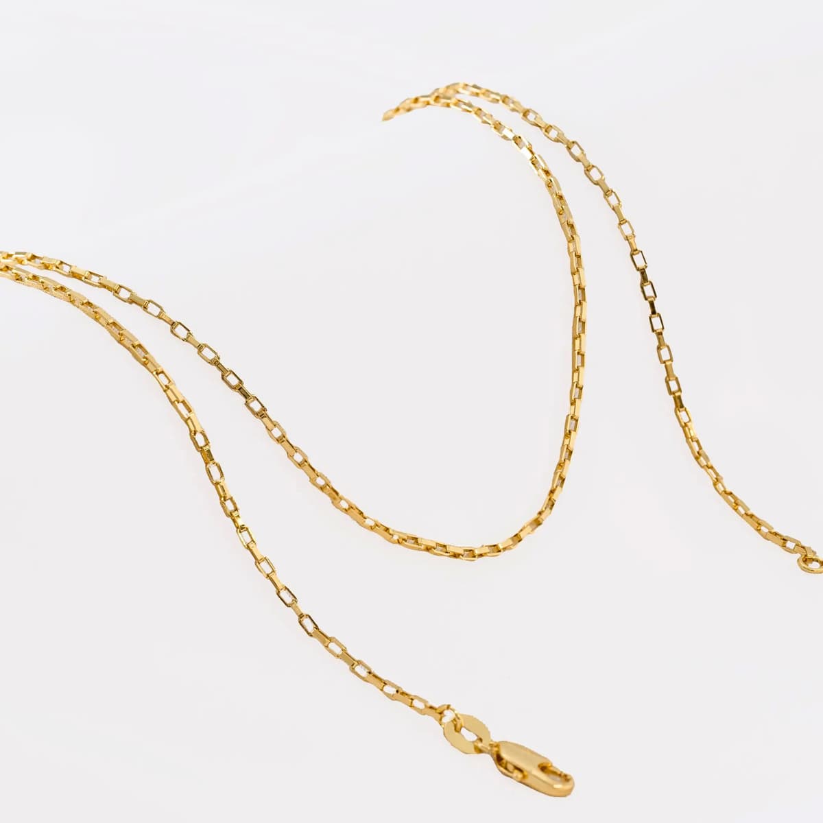 Cadena Vintage 1.1 mm 45 cm Oro Laminado 18K detalle cierre