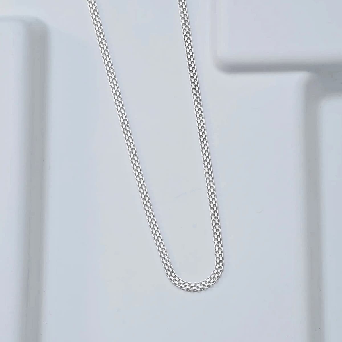 Cadena China 3 mm 65 cm Plata Ley 925 colgante fondo gris