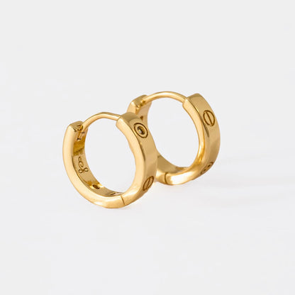 Aretes Candongas CT My Love – Oro Laminado 18K | OM JOYERÍA