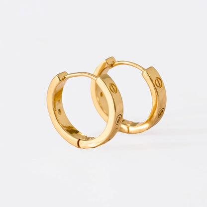 Aretes Candongas CT My Love – Oro Laminado 18K | OM JOYERÍA