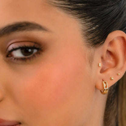 Aretes Candongas Clip – Oro Laminado 18K | OM JOYERÍA