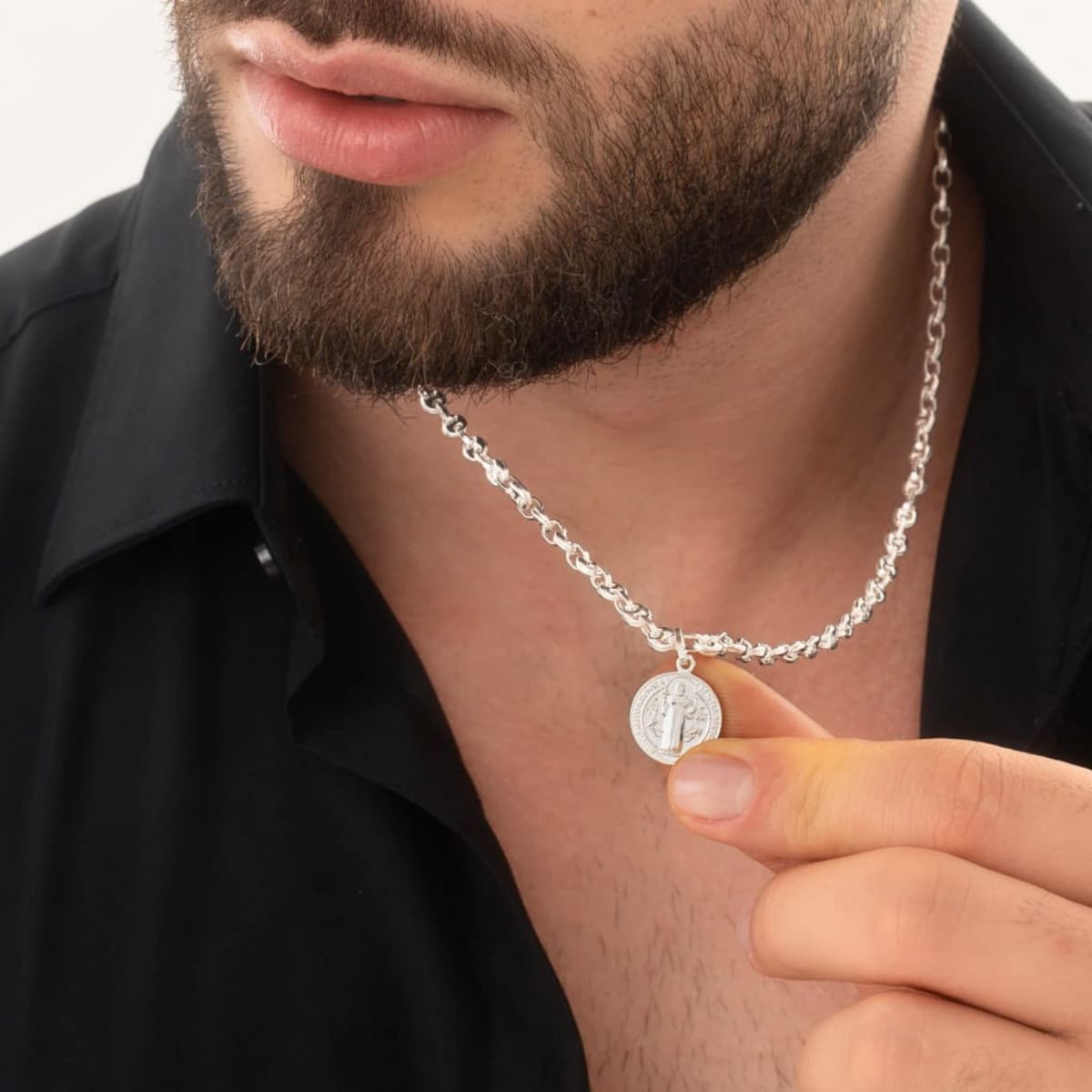 Dije San Benito Plata Ley 925 hombre — NO INCLUYE CADENA