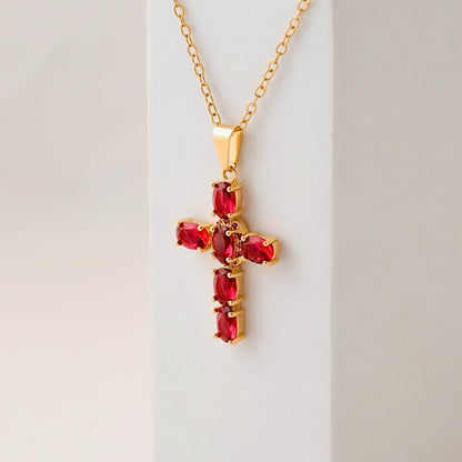 Dije Murrey Brightness Cruz Rubí Oro Laminado 18K - Lifestyle unisex