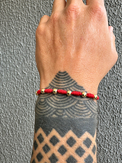 Manilla Tejida 7 Nudos Balín 5mm Oro Laminado 18k | OM JOYERÍA