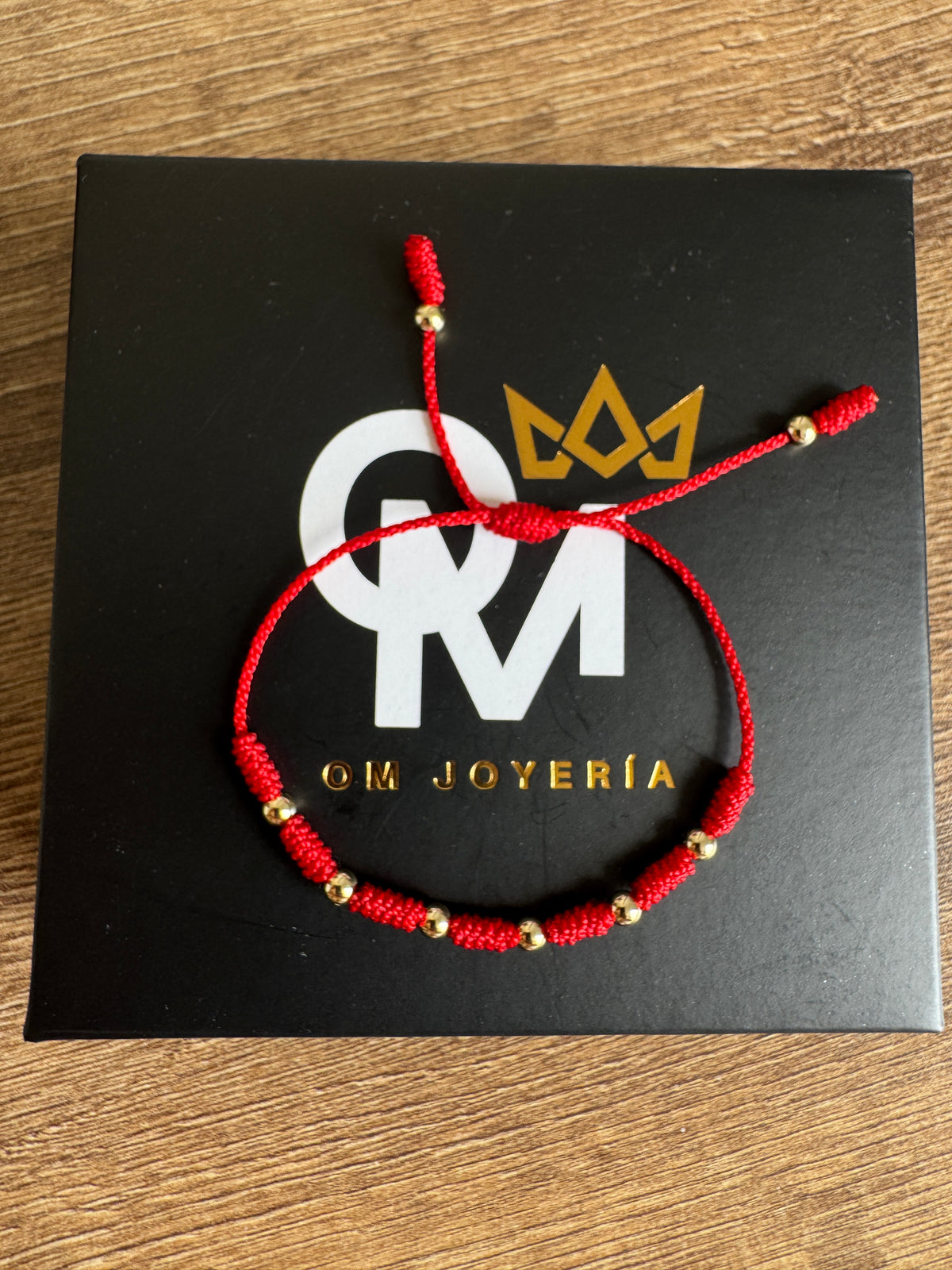 Manilla Tejida 7 Nudos Balín 4mm Oro Laminado 18k | OM JOYERÍA