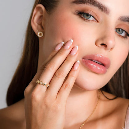 Anillo Mini Clover Ajustable – Oro Laminado 18K | OM JOYERÍA