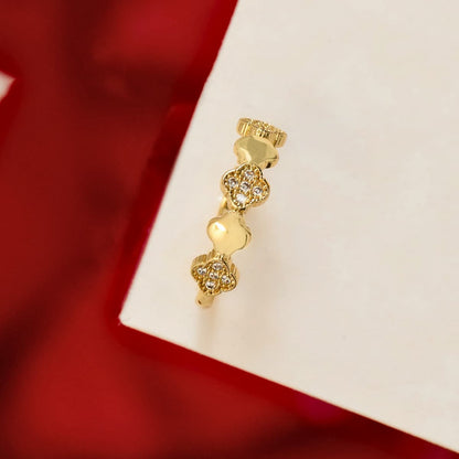 Anillo Mini Clover Ajustable – Oro Laminado 18K | OM JOYERÍA