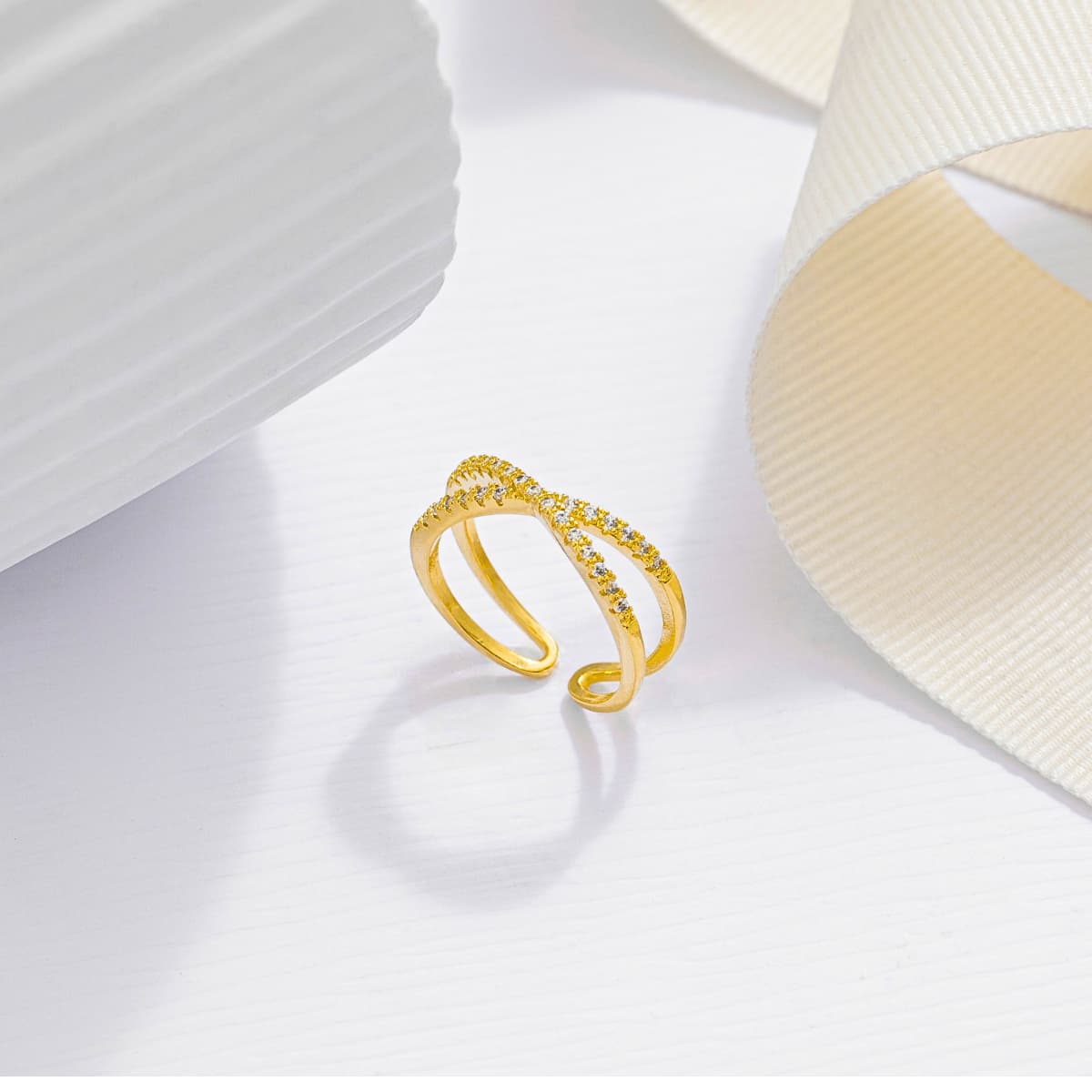 Anillo Winter Ajustable – Oro Laminado 18K | OM JOYERÍA