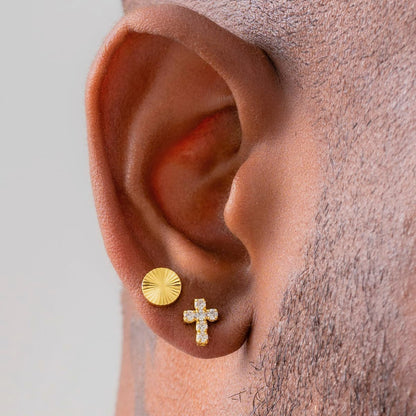 Aretes Topos Sol  – Oro Laminado 18K | OM JOYERÍA
