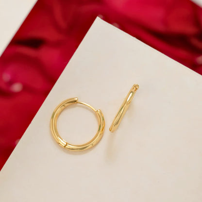 Aretes Candongas Royal G – Oro Laminado 18K | OM JOYERÍA
