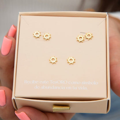 Aretes Topos Sunshine Unisex – Oro Laminado 18K | OM JOYERÍA