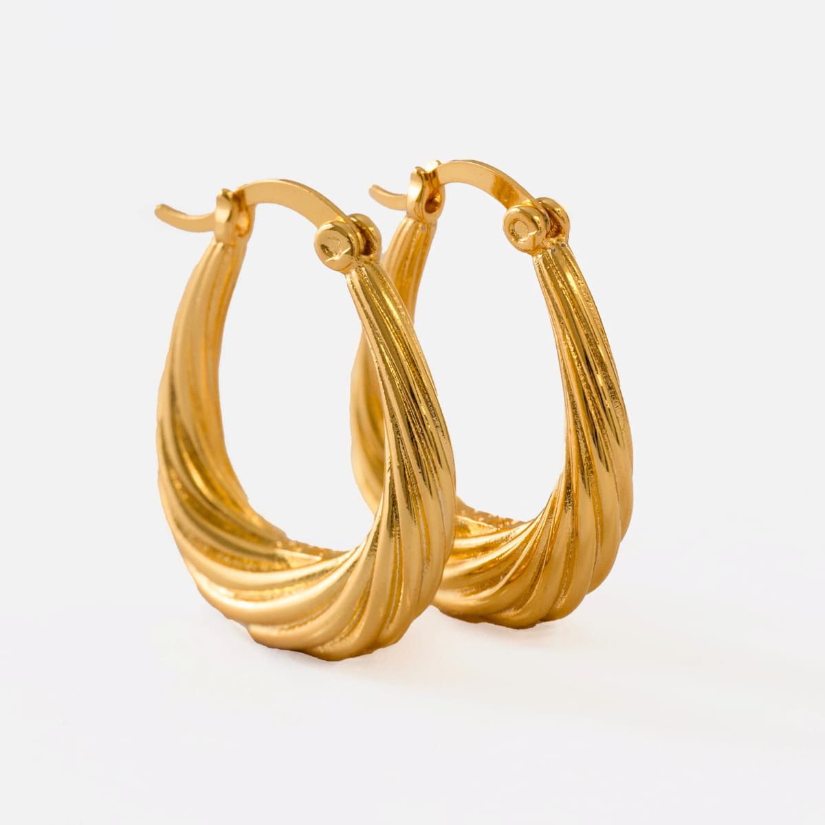 Candongas Hills – Oro Laminado 18K | OM Joyería