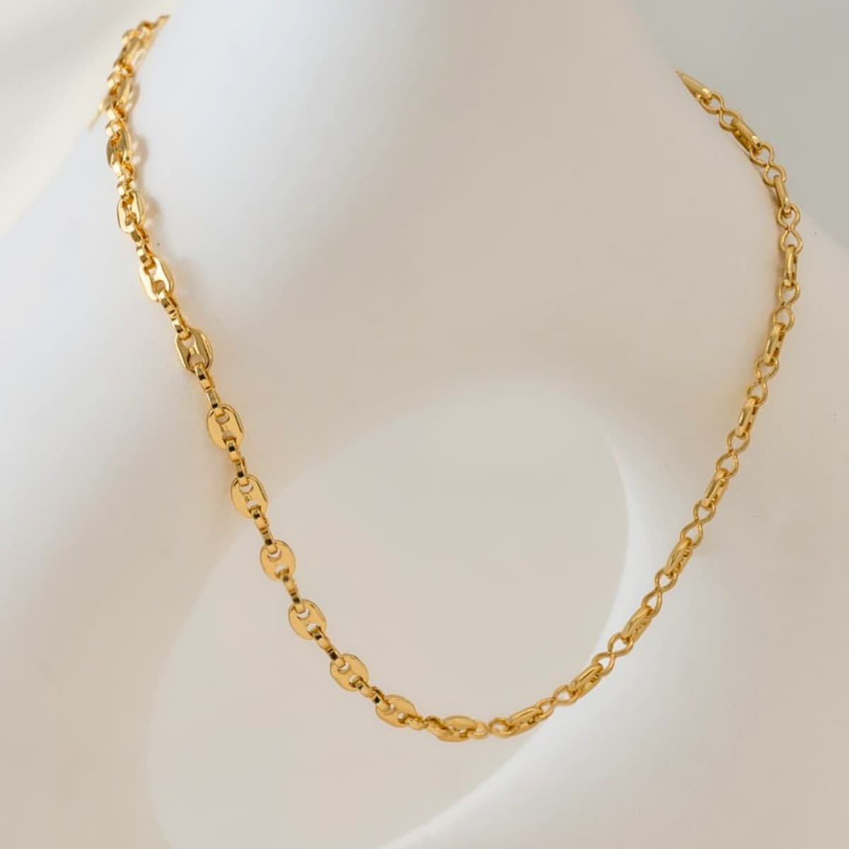 Cadena Gucci Delgada Oro Laminado 18K - Vista producto