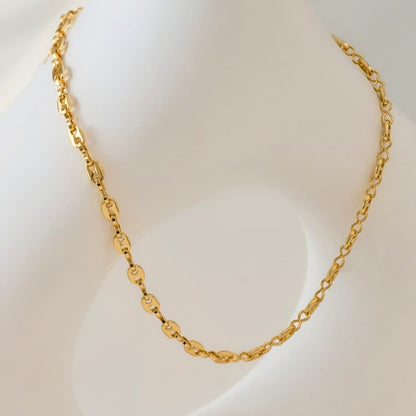 Cadena Gucci Delgada Oro Laminado 18K - Vista producto