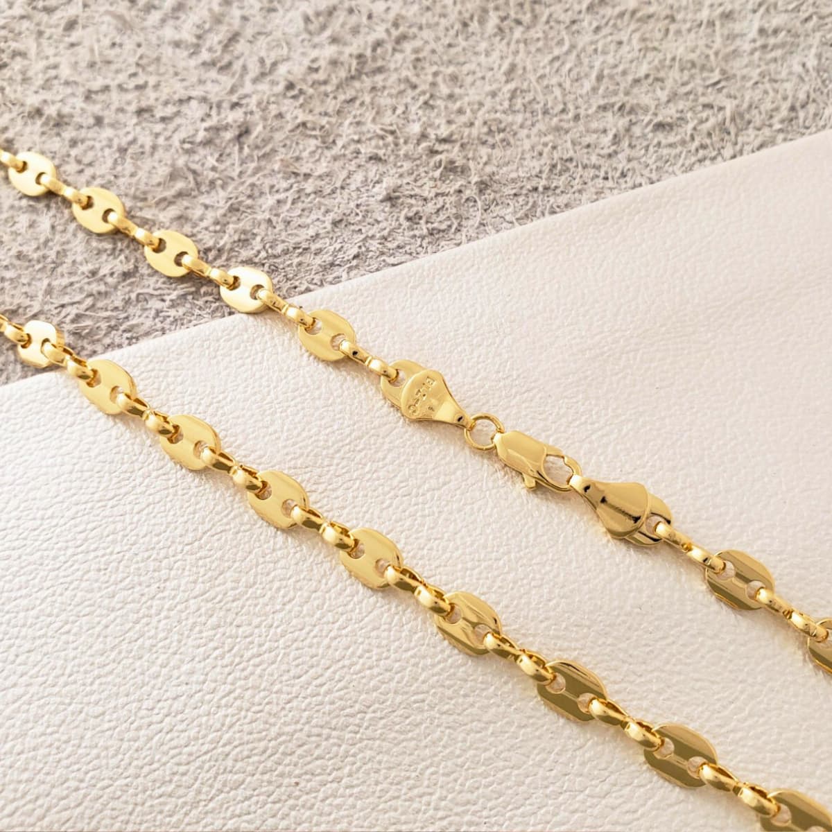 Cadena Gucci 65 cm Hombre – Oro Laminado 18K | OM JOYERÍA