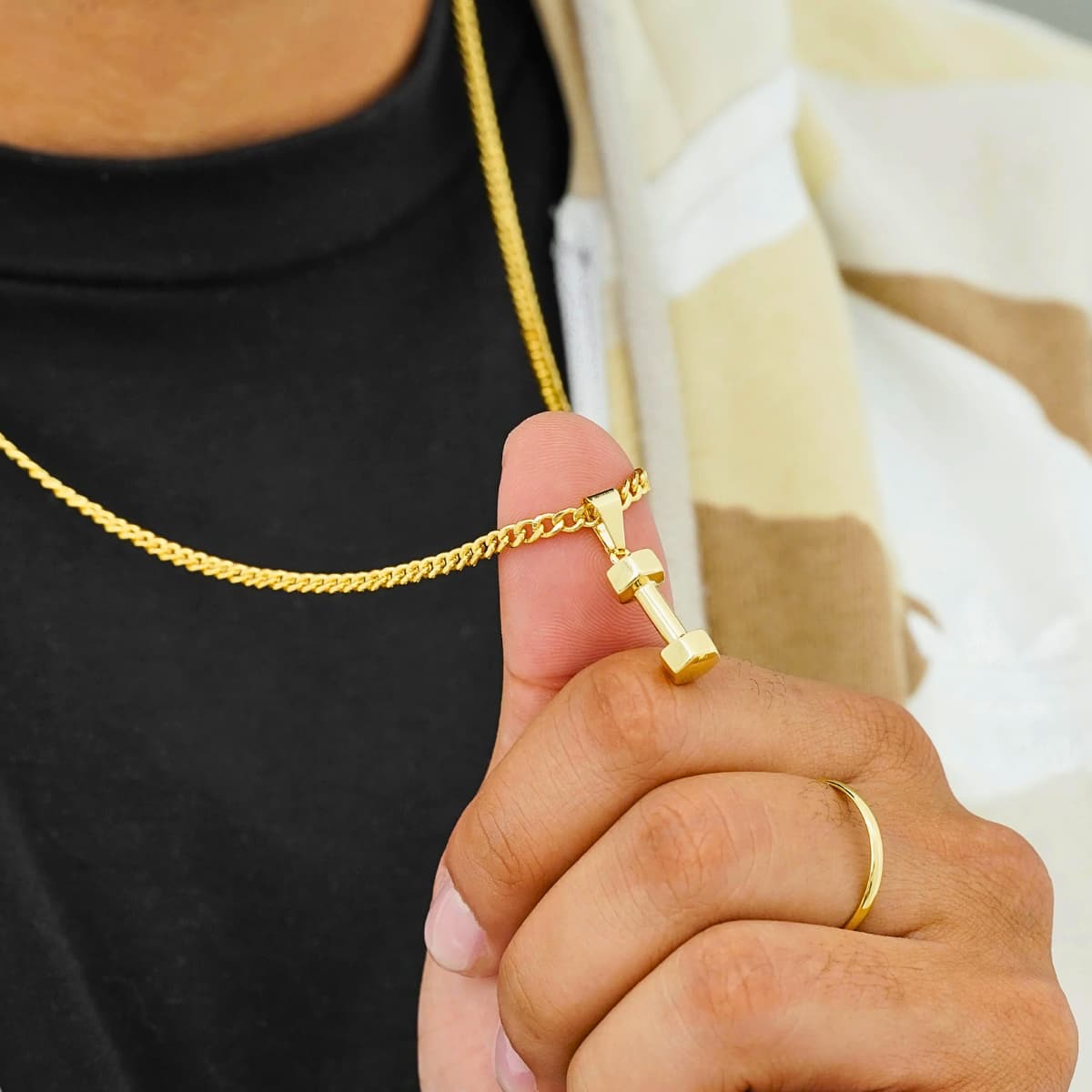 Dije Mancuerna 1.8 cm Hombre Oro Laminado 18K | OM JOYERÍA